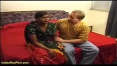 Afspelen Bosomy indian krijgt haar nummer 1 grote gumshoe