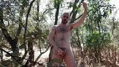 Abspielen Xisco Handjob außen