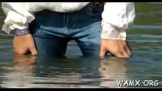 Riproduci Ricerca bagnata da solo tormentatore in webcam