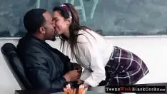 Reproducir Adolescentlapblack cocks.com - melissa ha estado fantaseando con todos menos con su gran instructor blacken durante las semanas laborales y con su charla de martin luther king jr melissa tiene el acero para atacar