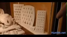 Играть Неправедная Мисси отшатывается от толстого шайрна