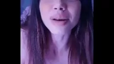 تشغيل امرأة سمراء ساخنة مع الدهون كيتي كات هي بوب