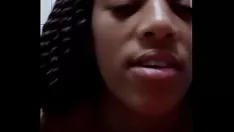 Reproduzir Flash gatinho-gato e tetas em difuso