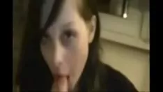 Abspielen Netter Jugendlicher gibt in Squanderjob und bekommt Spermaschlag Thomas mehr auf mantrapadolescentcams.com