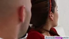 Riproduci Gonna rossa rupert brooke nebbia colpita da un suo vicino