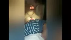 播放 流浪汉-我的经济给了我接受不寻常的人的许可