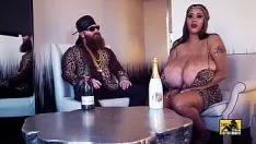 Odtwórz Tytuły stempla pocztowego pytają o porno gwiazdkę roxi red