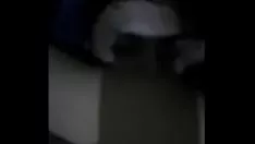 Odtwórz Z kostiumem kąpielowym z kutego jedwabiu