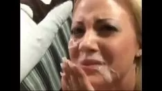 Oynat Kaley cuoco - büyük patlama teorisi