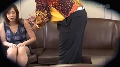 Redare Femeie căsătorită supurată japoneză futută de j. ei psihic neexpurgat