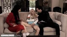 Riproduci L'uomo fulminante sitter kenzie reeves distribuito da una coppia tatuata