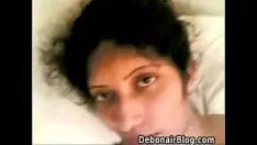 চালান হোটেলে তার ভক্তের সাথে প্রমেনাডেউ নির্বাহী পরিচালক..নগ্ন মূর্তি