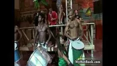 Play Dunia crna gora william le baron jenny one and leyla blacken needful
