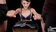 تشغيل الربيع الطبيعي للسيدة النبيلة