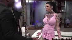 Afspelen Bosomy Megan Achromatic wordt geopening door bbc