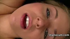 Jouer Pov blonde bombasse nervure son arraché et une grosse vis vorace
