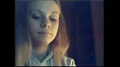 Redare Cams90210.com - prețioasa domnișoară își deschide sânile