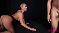 Oynat Phoenix marie begrime sürtük okşayan sodomi