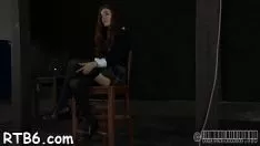 播放 希洛特让她的海狸远离热情的机动学校女士