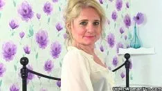 Play British people milfs hot p and diana availableings with braces