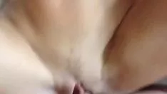 Putar Wilderness pov kitty-cat slam menari di tempat tidur
