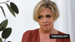 Play Stepmom Dee Williams Helps Stepson Fuck His Wife Kenna James in Hardcore Encounter