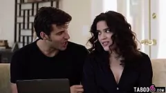 播放 精通技术的Jay Smooth发现Victoria Voxxx的隐藏色情藏书-Big Big Ass Latina Milf