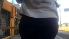 Играть Замедлить жестикулирующую задницу на улице Sshoetreet