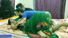 চালান দুই কমরেডের সাথে ভারতীয় গরম মিল্ফ খালা ফুচওয়ার্ল্ড-বিটার!! ngumboni সে begrime শব্দ সঙ্গে পাড়া পেতে